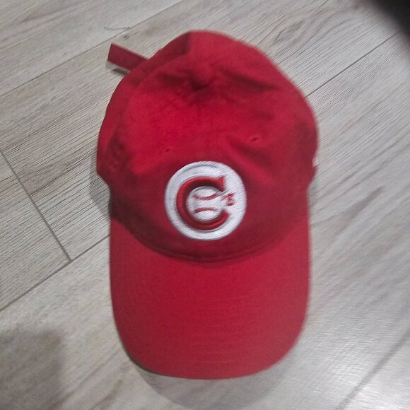 New Era youth hat size Youth red in color - Picture 1 of 3